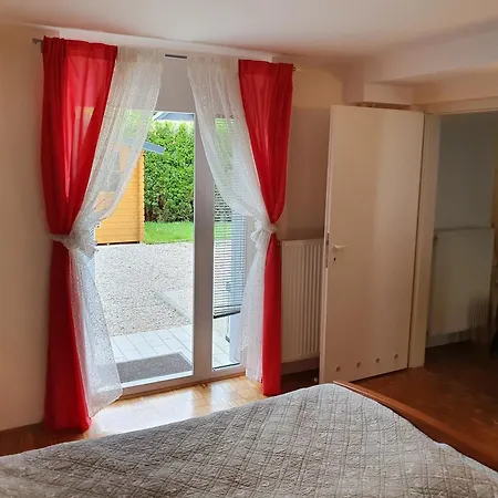 Jensen Countryside House Блед