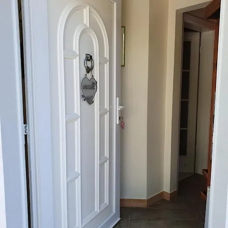 Jensen Countryside House Apartment