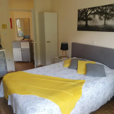 Jensen Countryside House Apartment